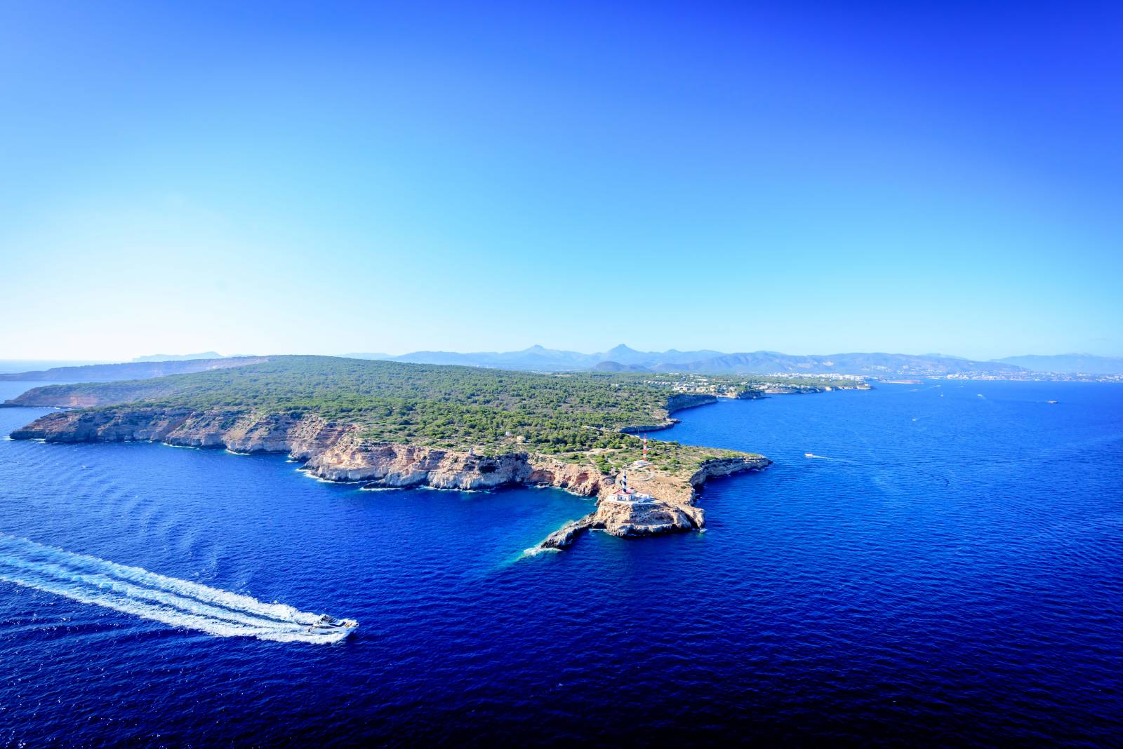 Helikopter und Yacht Cahrter Mallorca